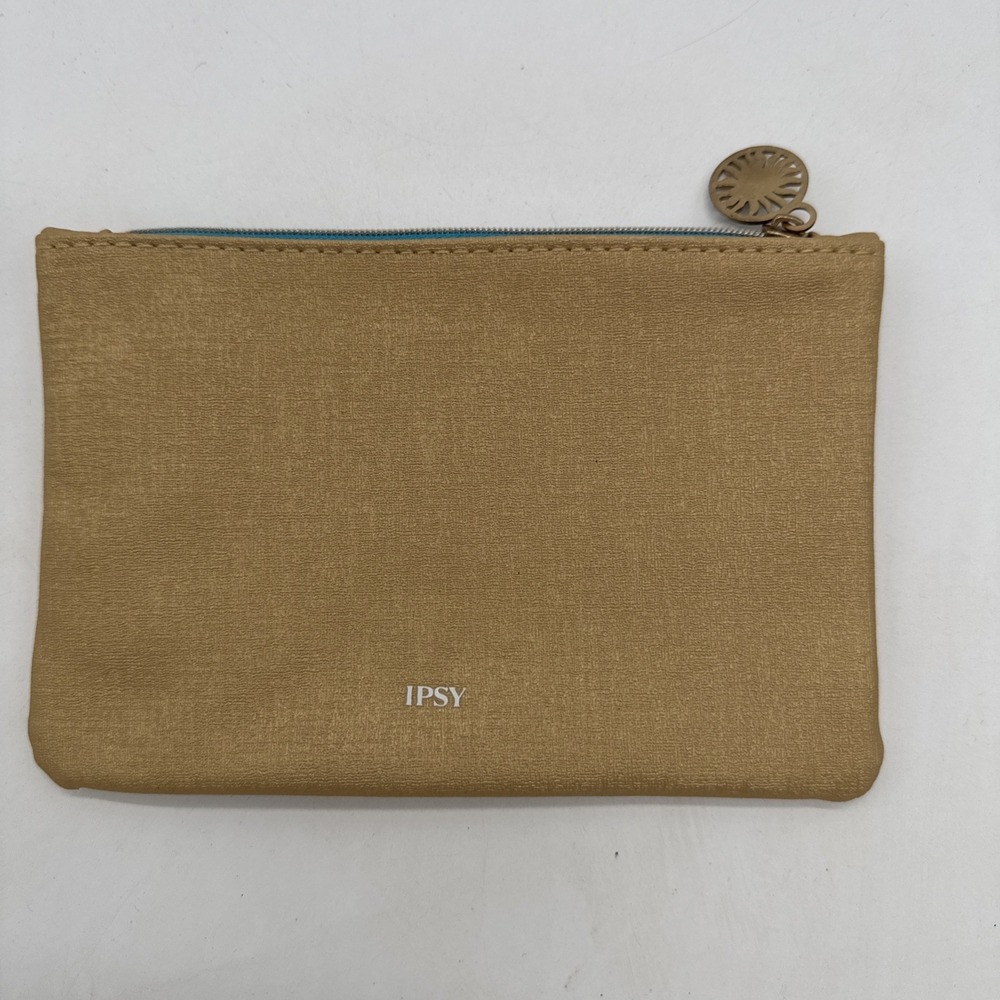 Ipsy Stay Golden Gold Glam Makeup Zipper Closure‎